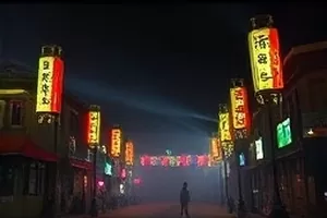 星轨列车科幻剧封面，夜间列车与星轨拖尾