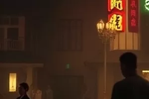 长街二十六号都市情感剧封面，老楼道与暖黄窗灯